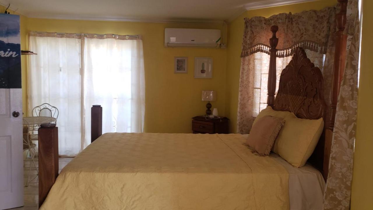 Eve'S Rockaway Villa Alligator Pond Village ภายนอก รูปภาพ