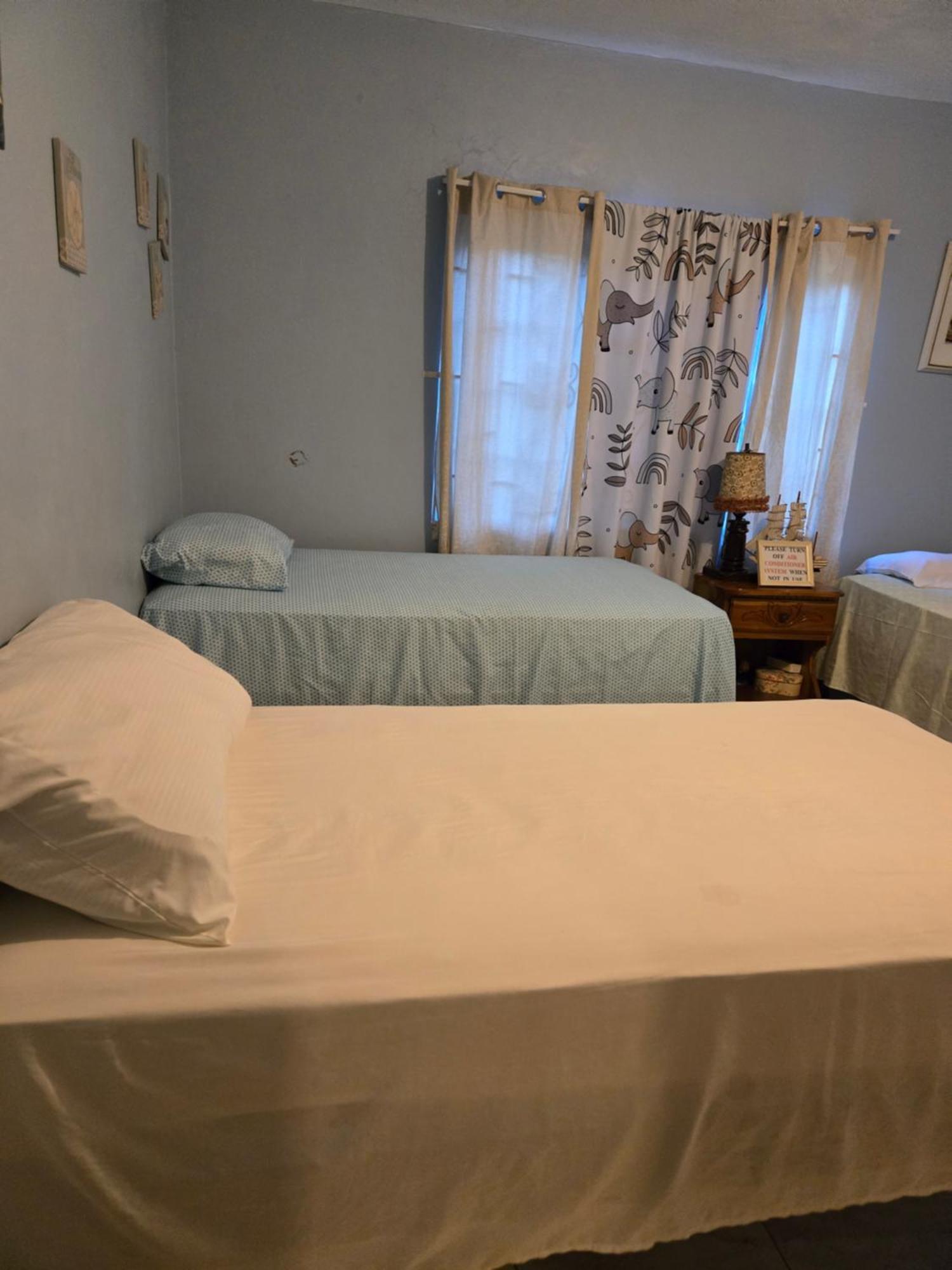 Eve'S Rockaway Villa Alligator Pond Village ภายนอก รูปภาพ